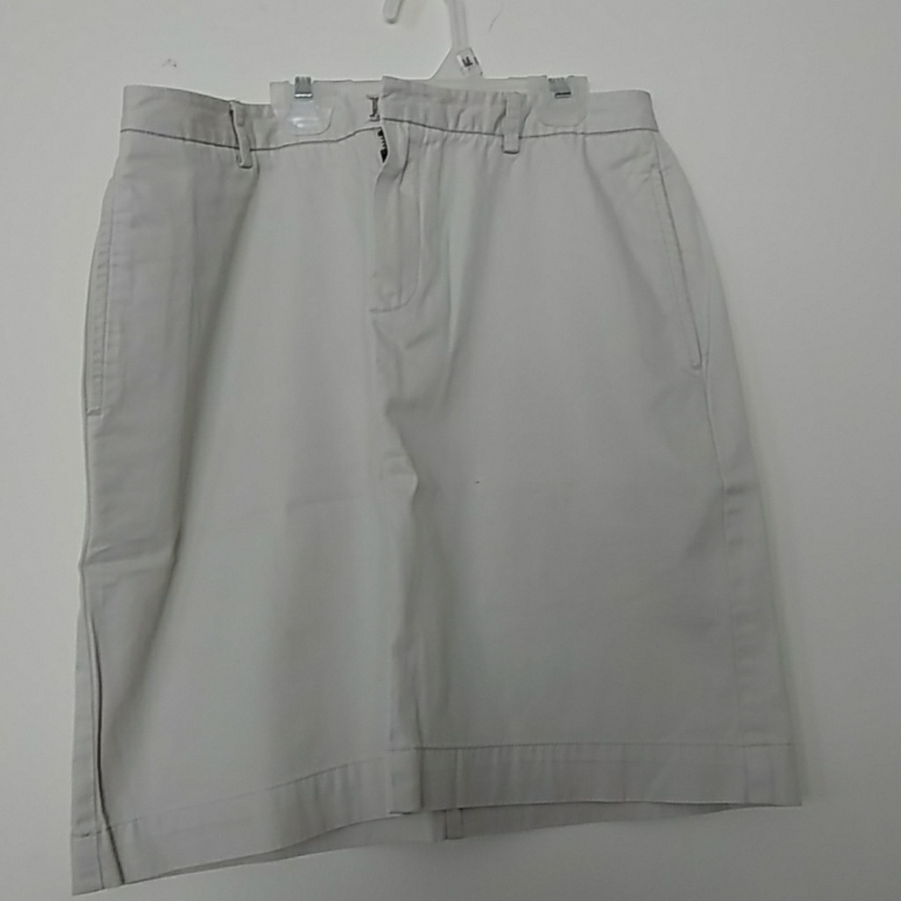 Cream gap skirt knee length